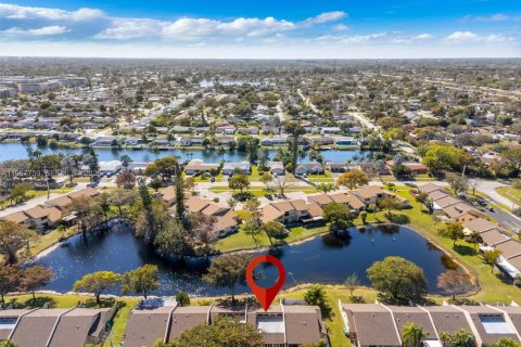 Adosado en venta en Sunrise, Florida, 2 dormitorios, 99.78 m2 № 2033126 - foto 29