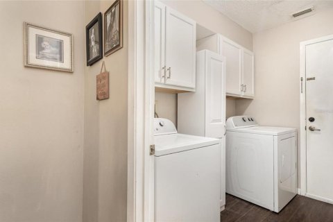 Casa en venta en Kissimmee, Florida, 4 dormitorios, 227.05 m2 № 1903980 - foto 26