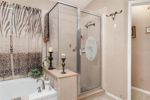 Casa en venta en Kissimmee, Florida, 4 dormitorios, 227.05 m2 № 1903980 - foto 17