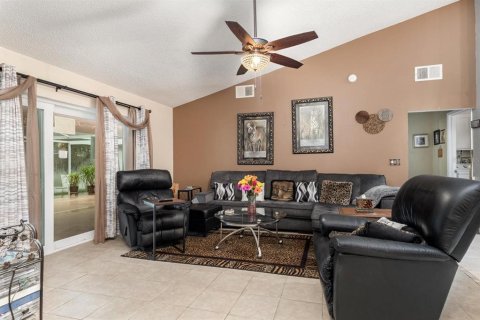 Casa en venta en Kissimmee, Florida, 4 dormitorios, 227.05 m2 № 1903980 - foto 8