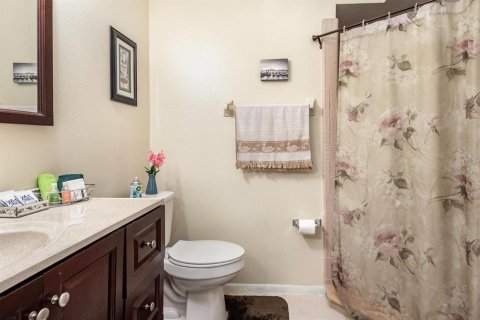 Casa en venta en Kissimmee, Florida, 4 dormitorios, 227.05 m2 № 1903980 - foto 14