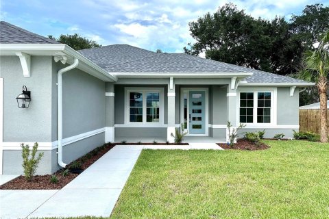 House in Palm Coast, Florida 4 bedrooms, 200.39 sq.m. № 1548531 - photo 4