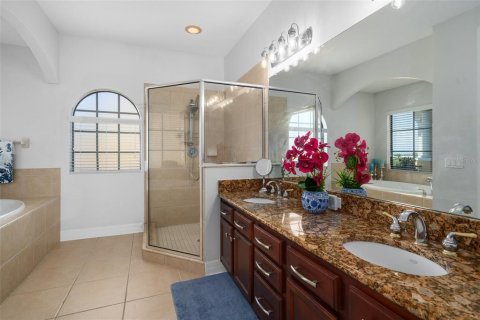 Townhouse in Apollo Beach, Florida 5 bedrooms, 299.33 sq.m. № 1567549 - photo 26