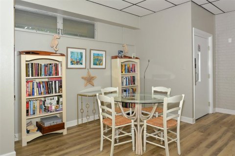Condominio en venta en Sarasota, Florida, 2 dormitorios, 119.1 m2 № 2201532 - foto 20
