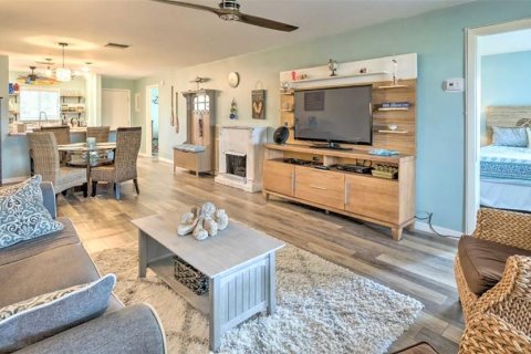 Condominio en venta en Sarasota, Florida, 2 dormitorios, 119.1 m2 № 2201532 - foto 2