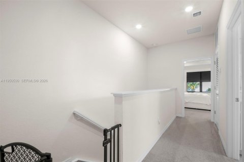 Touwnhouse à vendre à Oakland Park, Floride: 3 chambres, 162.95 m2 № 2153089 - photo 14
