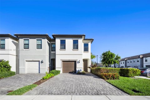 Touwnhouse à Oakland Park, Floride 3 chambres, 162.95 m2 № 2153089