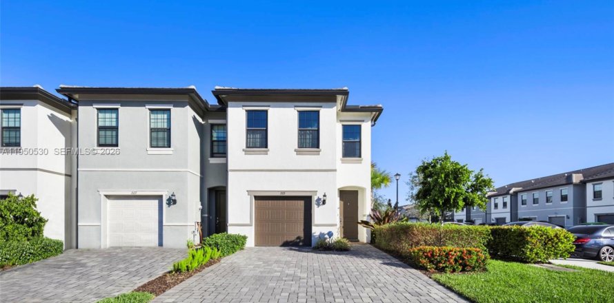 Touwnhouse à Oakland Park, Floride 3 chambres, 162.95 m2 № 2153089
