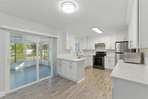 Casa en alquiler en Orlando, Florida, 4 dormitorios, 150.87 m2 № 2200626 - foto 4