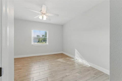 Casa en alquiler en Orlando, Florida, 4 dormitorios, 150.87 m2 № 2200626 - foto 25