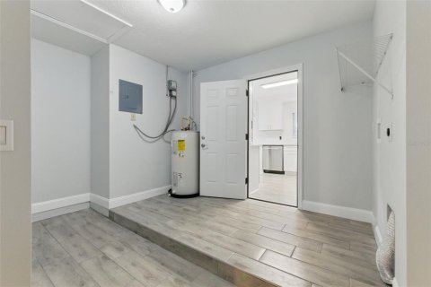 Casa en alquiler en Orlando, Florida, 4 dormitorios, 150.87 m2 № 2200626 - foto 20