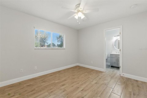 Casa en alquiler en Orlando, Florida, 4 dormitorios, 150.87 m2 № 2200626 - foto 13