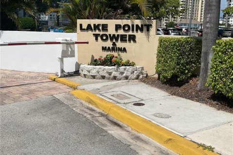 Condo à Hallandale Beach, Floride, 1 chambre  № 2090566