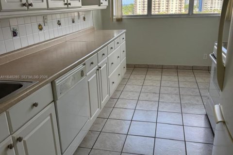 Copropriété à vendre à Hallandale Beach, Floride: 1 chambre, 91.23 m2 № 2090566 - photo 4