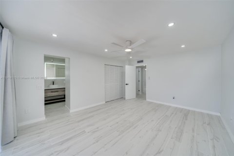 Adosado en venta en Davie, Florida, 3 dormitorios, 156.08 m2 № 1974499 - foto 16