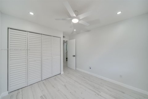 Adosado en venta en Davie, Florida, 3 dormitorios, 156.08 m2 № 1974499 - foto 13