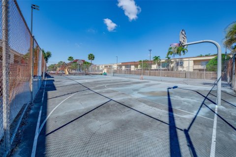 Adosado en venta en Davie, Florida, 3 dormitorios, 156.08 m2 № 1974499 - foto 23