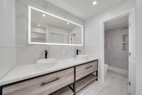 Adosado en venta en Davie, Florida, 3 dormitorios, 156.08 m2 № 1974499 - foto 4