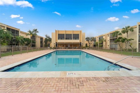 Condominio en venta en Miami, Florida, 2 dormitorios, 91.51 m2 № 2154449 - foto 26