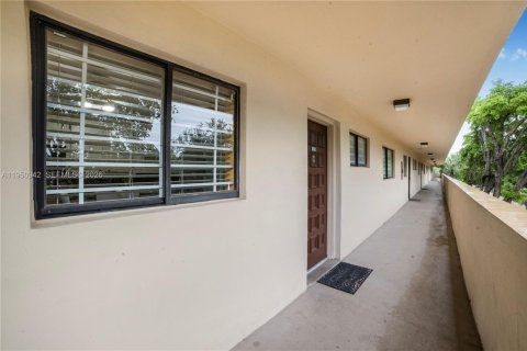 Condominio en venta en Miami, Florida, 2 dormitorios, 91.51 m2 № 2154449 - foto 25
