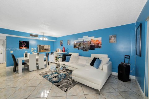 Condominio en venta en Miami, Florida, 2 dormitorios, 91.51 m2 № 2154449 - foto 7