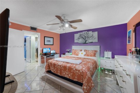 Condominio en venta en Miami, Florida, 2 dormitorios, 91.51 m2 № 2154449 - foto 14