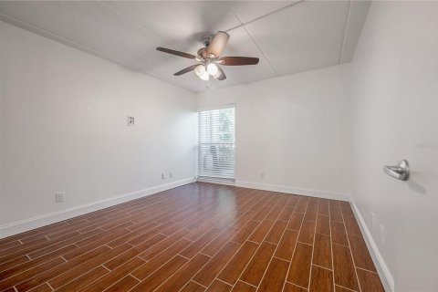 Copropriété à vendre à Tampa, Floride: 2 chambres, 86.96 m2 № 2259286 - photo 22