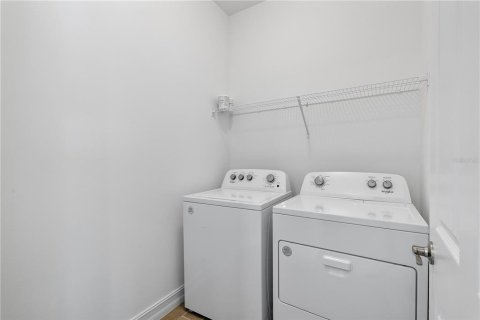 Casa en alquiler en Punta Gorda, Florida, 2 dormitorios, 139.63 m2 № 1915382 - foto 9