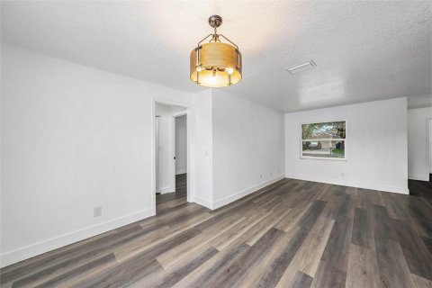 Villa ou maison à vendre à Oldsmar, Floride: 3 chambres, 139.17 m2 № 1904326 - photo 10