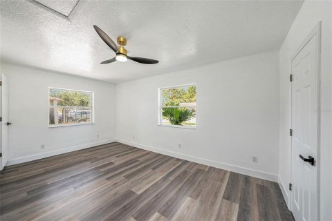 Villa ou maison à vendre à Oldsmar, Floride: 3 chambres, 139.17 m2 № 1904326 - photo 11