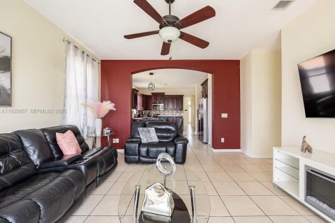 House in Kissimmee, Florida 5 bedrooms № 2037819 - photo 21