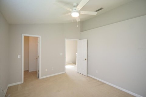 Touwnhouse à louer à Tampa, Floride: 2 chambres, 116.31 m2 № 2410461 - photo 19