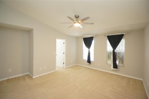 Touwnhouse à louer à Tampa, Floride: 2 chambres, 116.31 m2 № 2410461 - photo 13