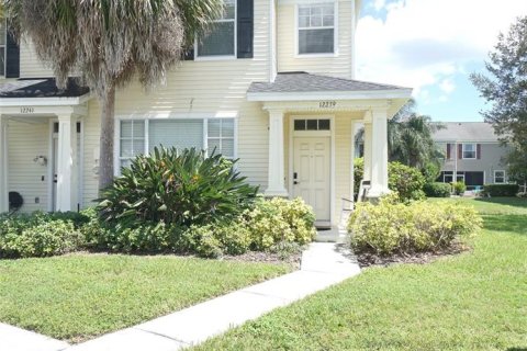 Touwnhouse à louer à Tampa, Floride: 2 chambres, 116.31 m2 № 2410461 - photo 17