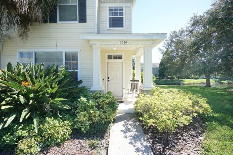 Touwnhouse à louer à Tampa, Floride: 2 chambres, 116.31 m2 № 2410461 - photo 18