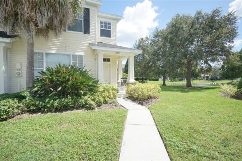 Touwnhouse à louer à Tampa, Floride: 2 chambres, 116.31 m2 № 2410461 - photo 2