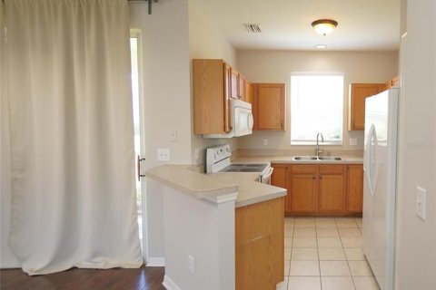 Touwnhouse à louer à Tampa, Floride: 2 chambres, 116.31 m2 № 2410461 - photo 22