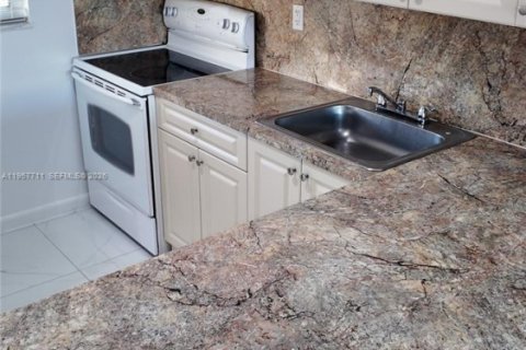 Appartement à Cutler Bay, Floride 2 chambres, 40372.4 m2 № 2011532