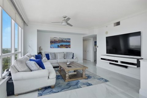 Condominio en venta en Fort Lauderdale, Florida, 3 dormitorios, 150.5 m2 № 2177512 - foto 8