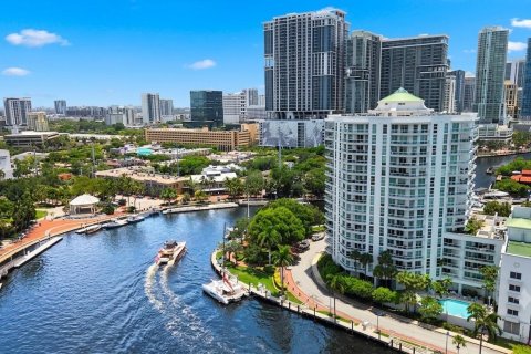 Condominio en venta en Fort Lauderdale, Florida, 3 dormitorios, 150.5 m2 № 2177512 - foto 23