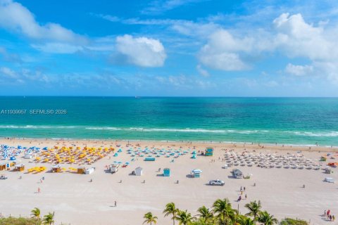 Copropriété à louer à Miami Beach, Floride: 3 chambres, 215.53 m2 № 1997372 - photo 4