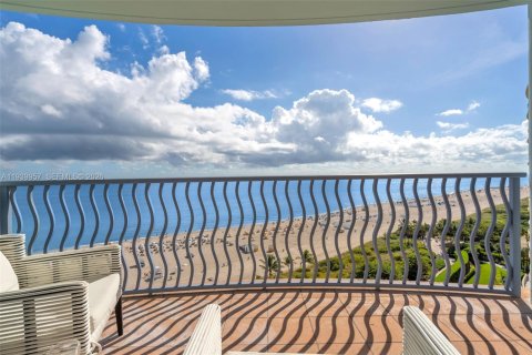 Copropriété à louer à Miami Beach, Floride: 3 chambres, 215.53 m2 № 1997372 - photo 30