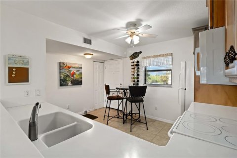 Condominio en venta en Punta Gorda, Florida, 2 dormitorios, 107.12 m2 № 1719041 - foto 18