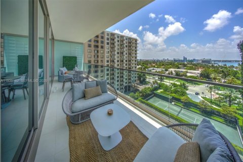 Condominio en venta en Bal Harbour, Florida, 1 dormitorio, 117.71 m2 № 1996958 - foto 21