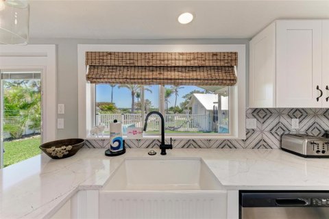 Villa ou maison à vendre à Cortez, Floride: 3 chambres, 131.92 m2 № 2419241 - photo 18