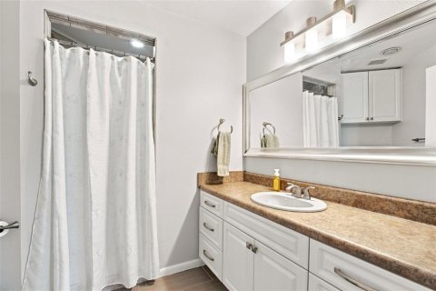 Copropriété à vendre à Palm Harbor, Floride: 2 chambres, 111.2 m2 № 2297004 - photo 24