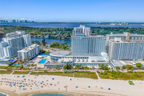 Купить коммерческую недвижимость в Майами-Бич, Флорида № 2051110 - фото 25