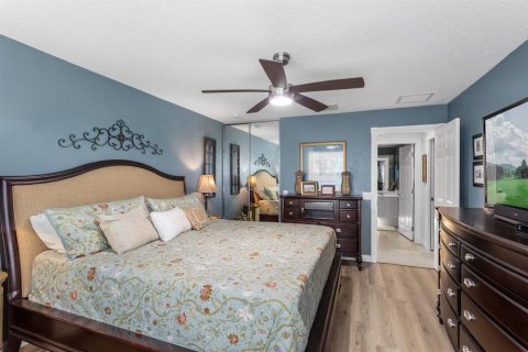 Duplex in Orlando, Florida 2 bedrooms, 156.08 sq.m. № 2221449 - photo 18