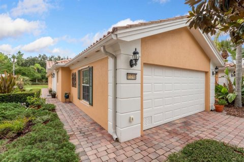 Duplex à Orlando, Floride 2 chambres, 156.08 m2 № 2221449