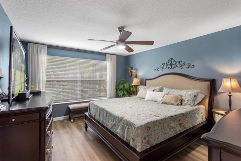 Duplex in Orlando, Florida 2 bedrooms, 156.08 sq.m. № 2221449 - photo 17